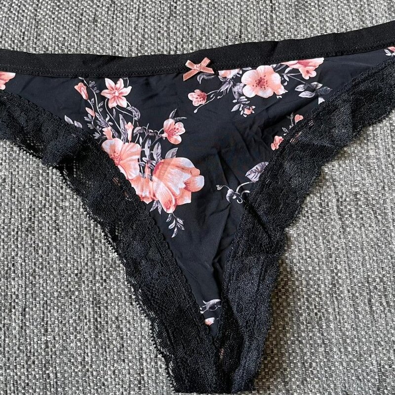 S-koon notkea kukkapitsistringi – mukava liikkeessä, näyttävä paikallaan.