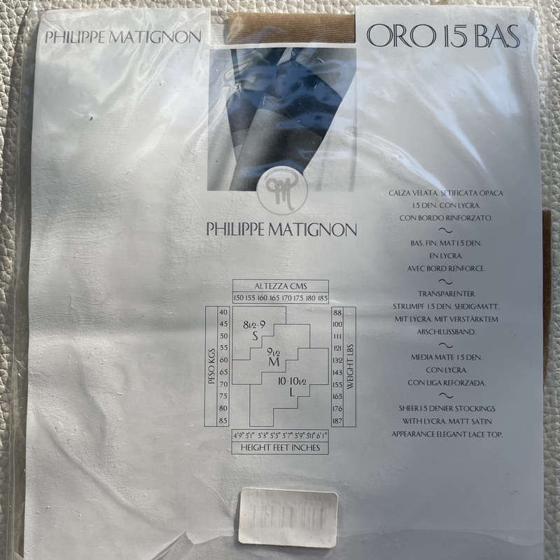 KUVA 2:  Uudet PHILIPPE MATIGNON sukat, väri  Oro, 15 den, läpikuultava matta.
Koko 9 1/2. 