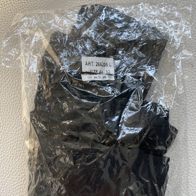 KUVA 2:  Uudet sukkahousut 4 paria, väri  musta, 20 den.
Koko 44-52. 
Myös yksittäin.